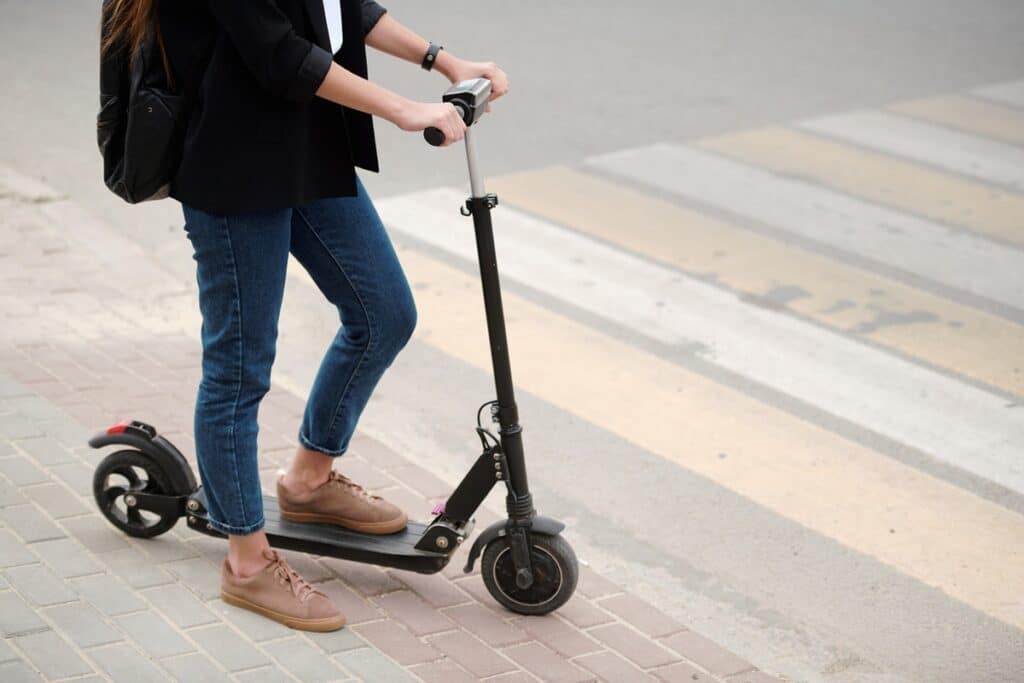 règles de sécurité à connaître pour rouler en trottinette en ville