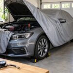 Voiture protégée dans un garage pour une longue immobilisation